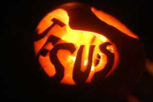 jesus pumpkin carve carving jack-o-lantern